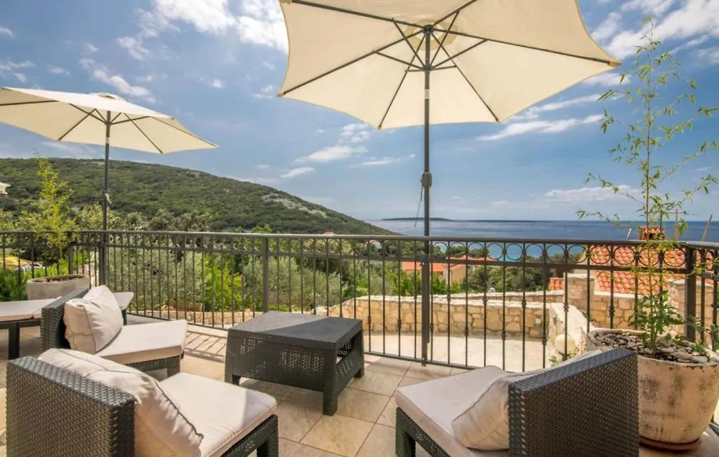 Villa Miholascica 3 In Island Cres By Villas Guide Croatia